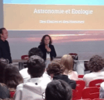 Les lycéens regardent vers les étoiles…