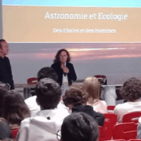 Les lycéens regardent vers les étoiles…